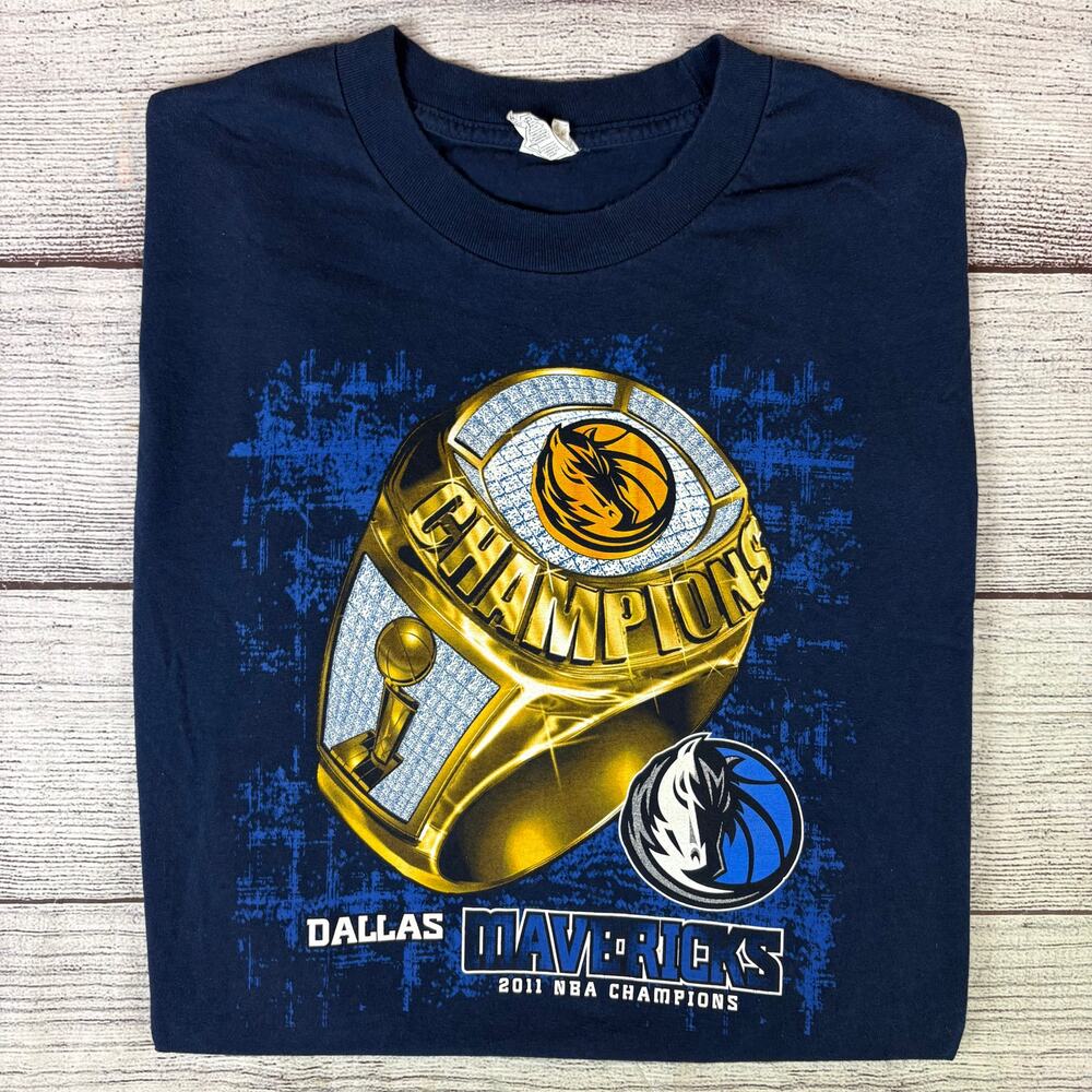 2011 Dallas Mavericks NBA Finals Champions Ring Graphic T-shirt